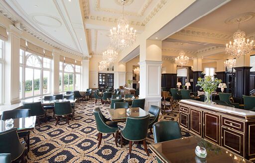 Trump Turnberry Hotel bar fit out - ISG